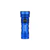 Blaue Olight Seeker 4 Mini LED Taschenlampe in Frontansicht mit ergonomischem Griff für Outdoor und Camping