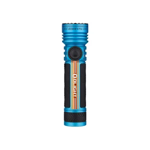 Blaue Olight Seeker 4 Pro Taschenlampe mit orangefarbenem Streifen und rutschfestem Griff für Outdoor und Camping