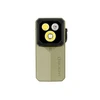 Grüne Olight Oclip 2 Ultra Mini-Clip-Taschenlampe in Frontansicht mit dreifacher LED-Lichtquelle für EDC und Outdoor-Einsatz