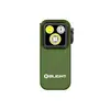 Grüne Olight Oclip Pro Clip-On LED-Taschenlampe in Vorderansicht mit drei Lichtquellen für Alltag und Camping