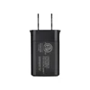 Schwarzes USB-Ladegerät mit US-Stecker und ETL-Sicherheitszertifizierung auf weißem Hintergrund