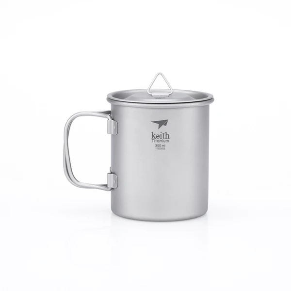 Titanbecher