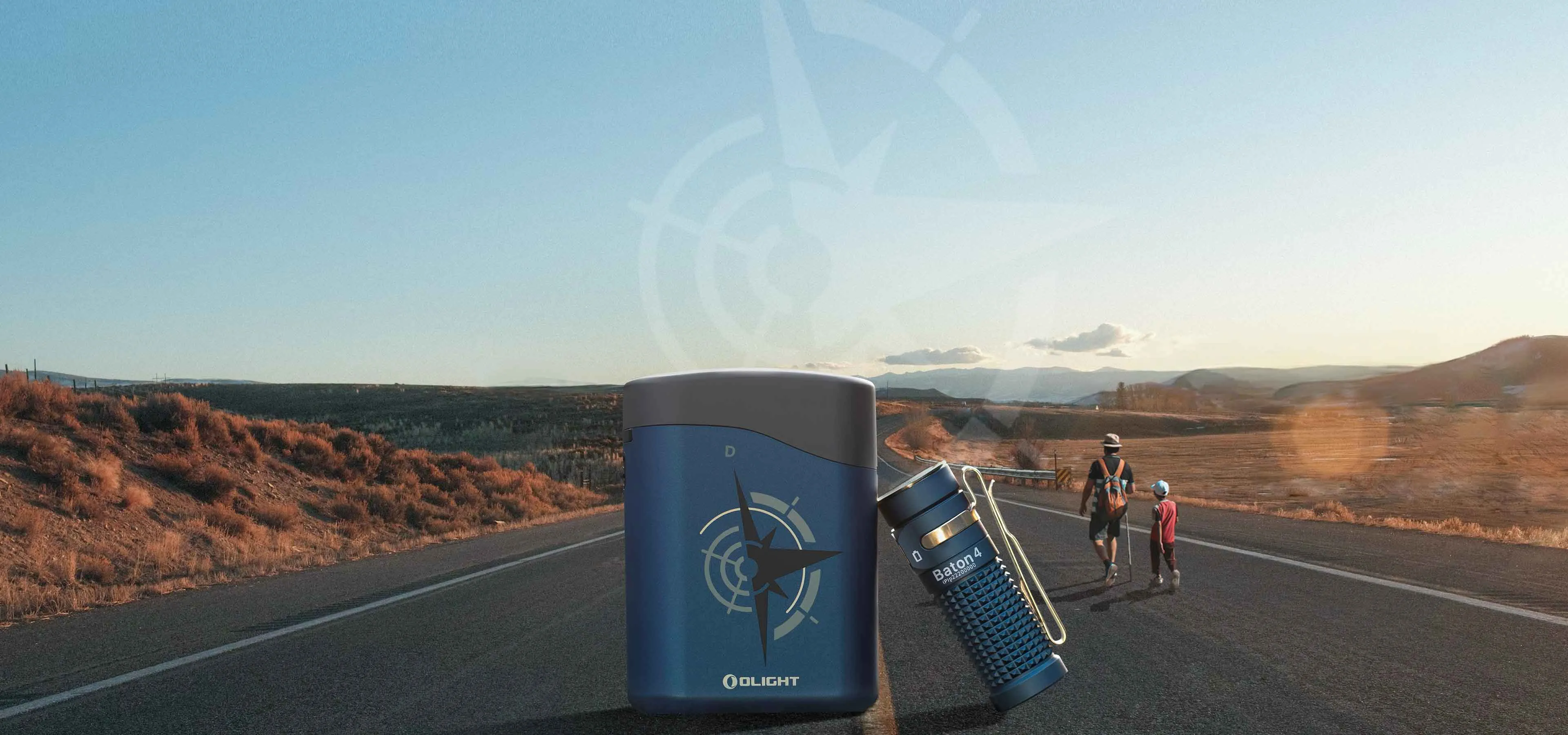Baton 4 mit Ladecase bei einer n&auml;chtlichen Outdoor-Situation
