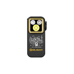 Schwarze Olight Oclip Pro S Clip-Leuchte in der Frontansicht mit goldener Lünette und 9. DE-Jubiläum Gravur für EDC-Einsatz