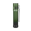 Grüne Olight Warrior Mini 3 LED Taschenlampe mit Pocketclip vor weißem Hintergrund