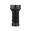 Hochleistungs-Taschenlampe mit 7000 Lumen und 600m Reichweite, robustes Design, ideal für Outdoor-Einsätze.