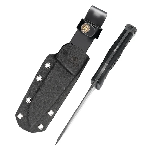 Outdoor-Gürtelmesser mit schwarzem Griff und passender Kydex-Scheide auf weißem Hintergrund