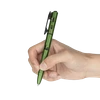 Olight Open 3 Grüner Stift mit Laserspointer und Taschenlampe in Hand gehalten für Büro oder Outdoor