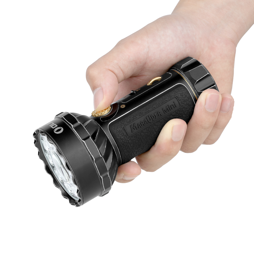 Olight Marauder Mini leistungsstarke LED Taschenlampe mit 7000 Lumen und 600 Metern Leuchtweite