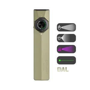Olight ArkPro Ultra Taschenlampe in Khaki-Grün mit drehbarem Schalter für vielseitige Beleuchtung und UV-Licht.