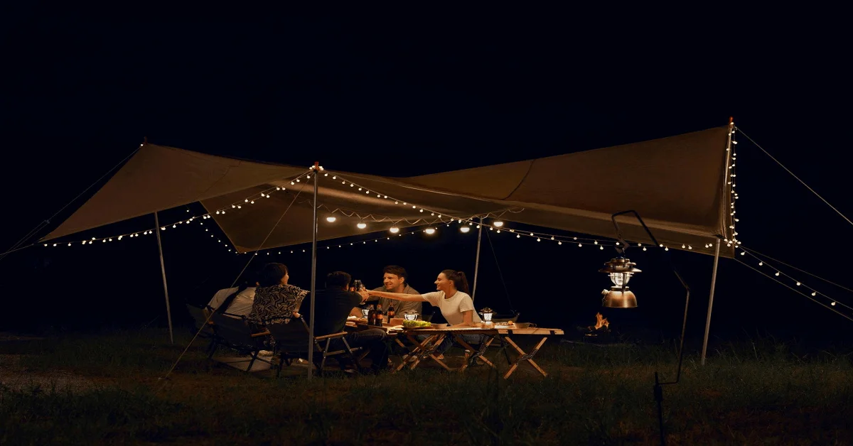 Sommer-Campinganleitung. Bist du bereit für deine Sommer-Campingpläne?