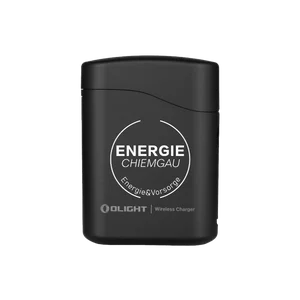Olight schwarzes Baton 4 Premium kabelloses Ladegerät für Energie Chiemgau mit Energie&Vorsorge Logo.