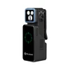 Schwarze Olight Oclip 2 Ultra Clip-Lampe in Schrägansicht mit grünem LED-Display und blauem Linsenring für Outdoor-Einsätze