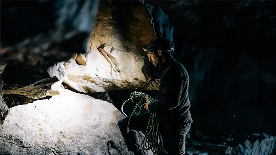 Die beste wiederaufladbare Stirnlampe für verschiedene Jobtypen: Perun 2