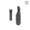 Schwarze Olight Warrior Nano Taschenlampe neben einem taktischen Messer in Scheide für Outdoor und EDC Einsätze