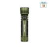 Grüne Olight Seeker 4 Pro Taschenlampe in Frontansicht mit rutschfestem Griff für Outdoor und Camping