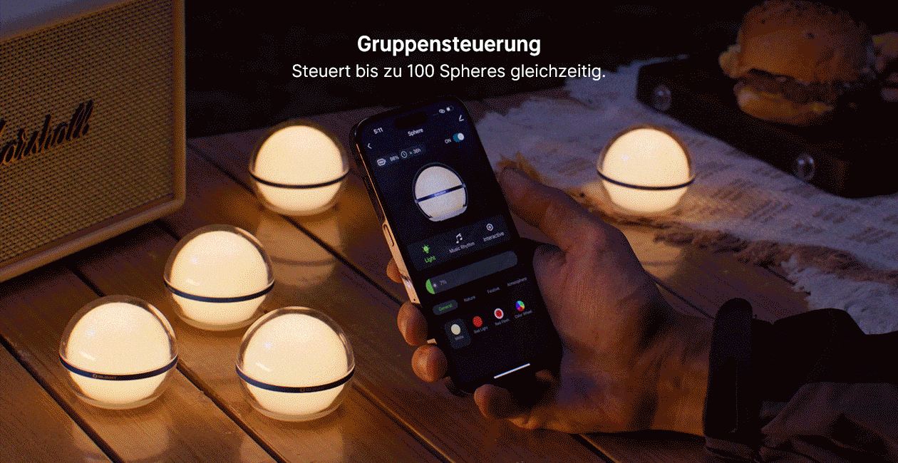 Sphere-Leuchten werden &uuml;ber ein Smartphone gemeinsam gesteuert